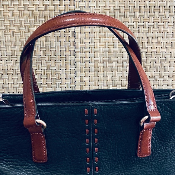 🌟2xHP🌟VTG 2000s Black & Brown Top Handle Pebbled Leather Crossbody Bag Fossil - Picture 5 of 14